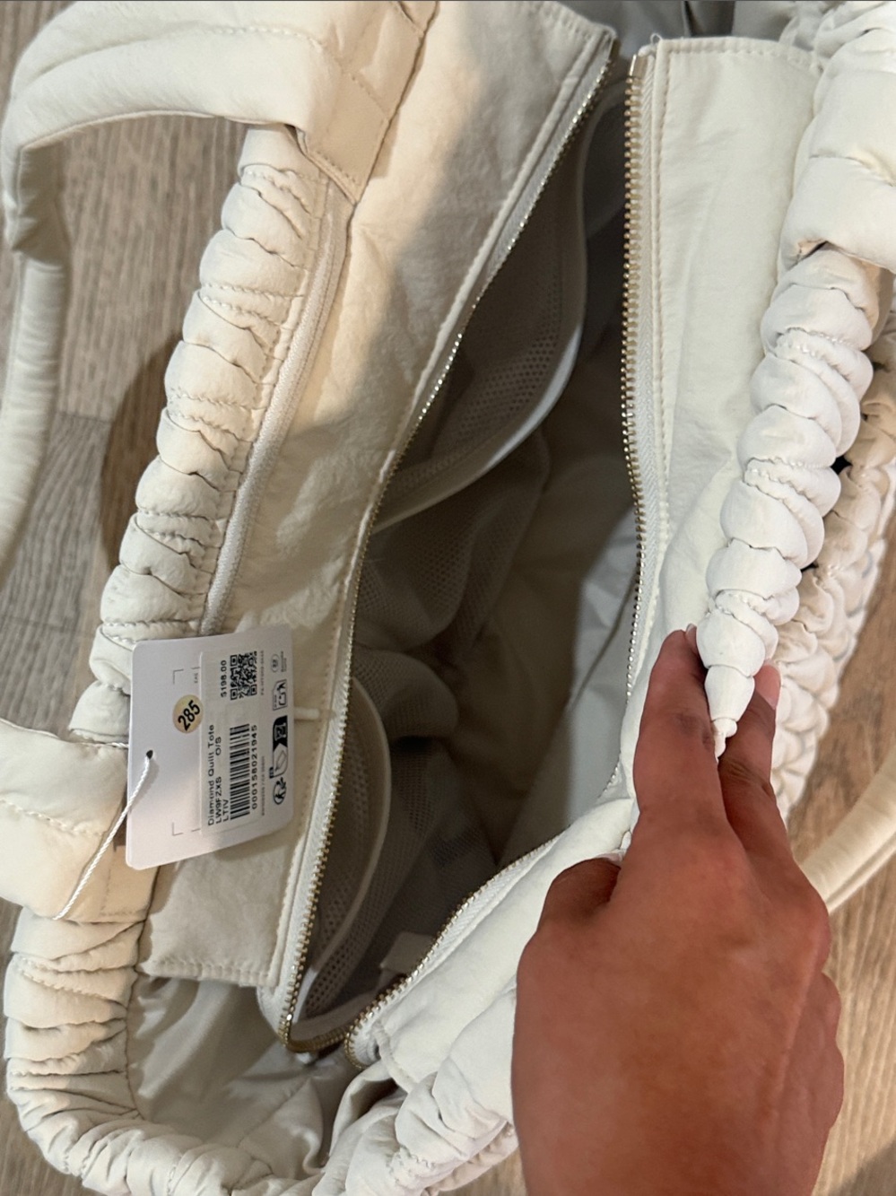 Lululemon Diamond Quilt Tote - Picture 3 of 3
